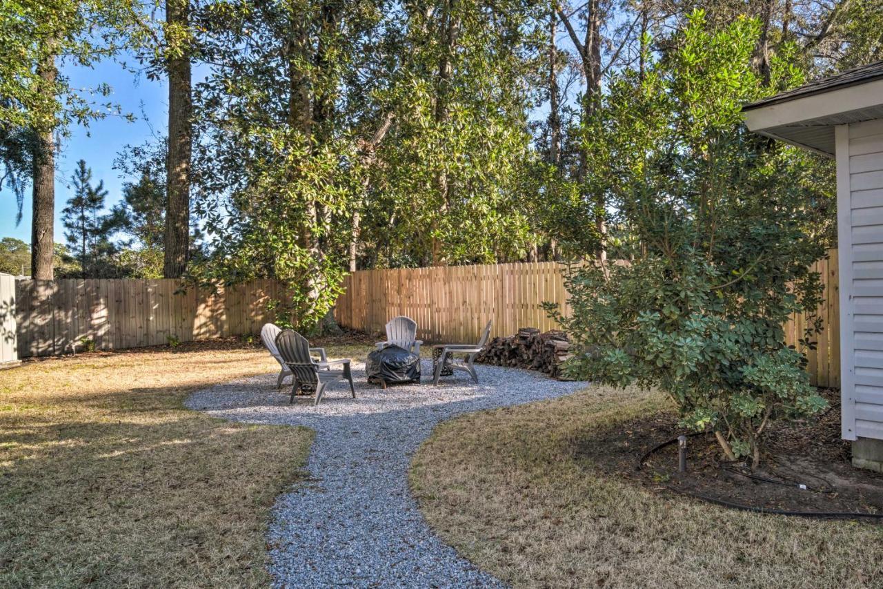 Charming Port Royal Home With Fire Pit And Yard! Zewnętrze zdjęcie